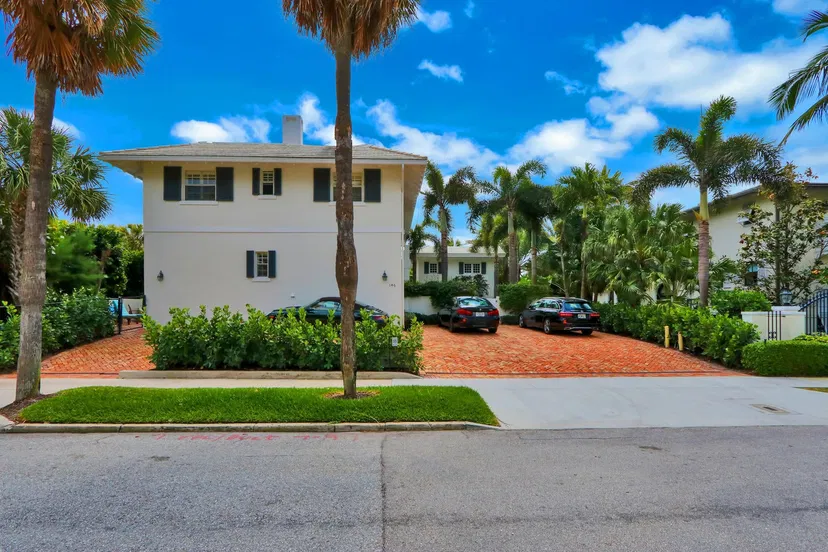 146 Sunset Avenue #A — photo 3