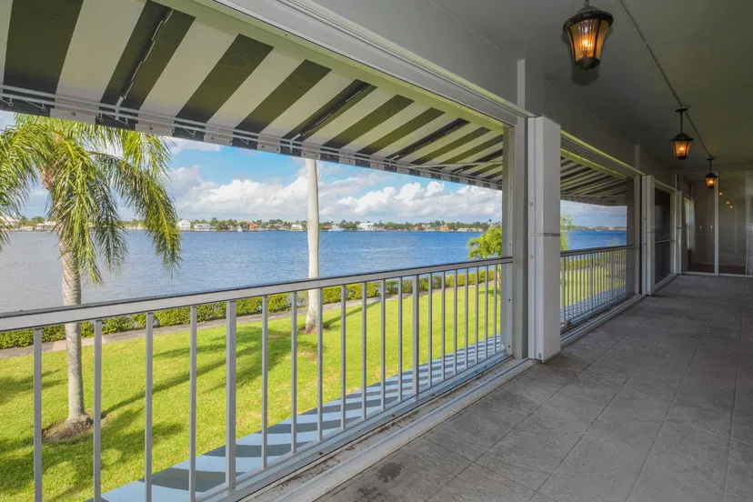 2160 Ibis Isle Road #5 — photo 3