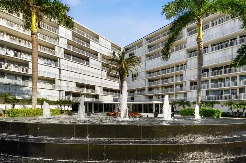 3546 S Ocean Boulevard #921 — photo 2
