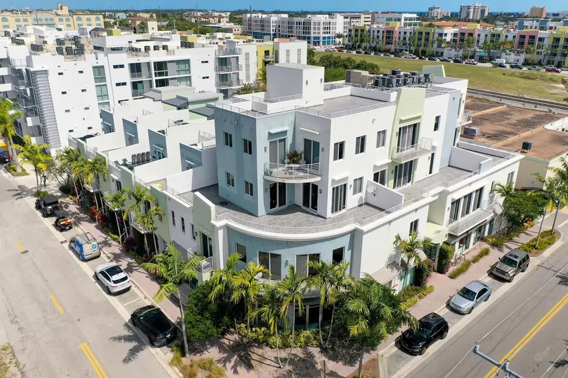 Sold Jun 2021 · 111 SE 2nd Street 2a, Delray Beach