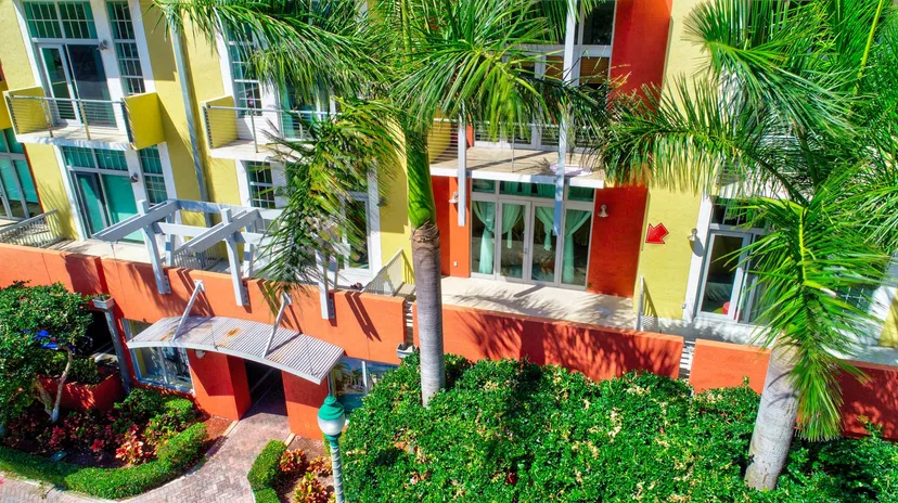 Sold May 2021 · 180 NE 4th Avenue 204w, Delray Beach