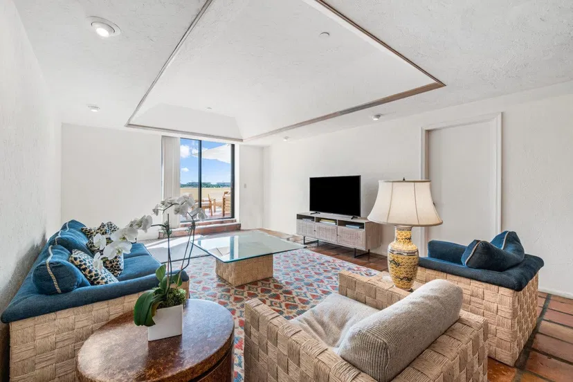 150 Bradley Place #306 — photo 4