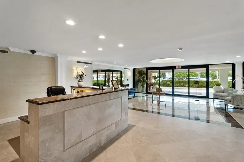 250 Bradley Place #307 — photo 4