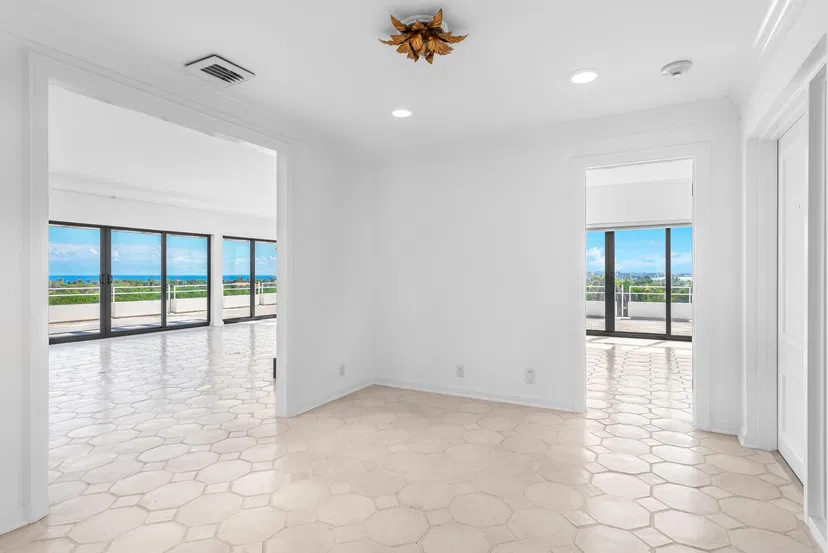 2150 Ibis Isle Road #Tower East — photo 5