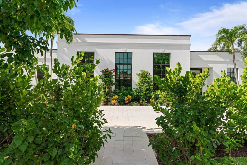 240 Sandpiper Drive — photo 4