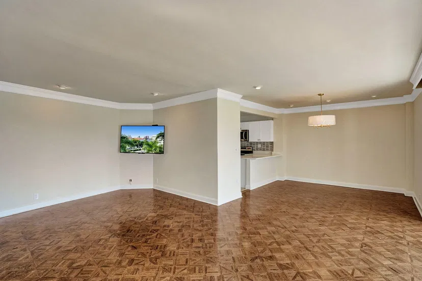 44 Cocoanut Row #B 428 — photo 4