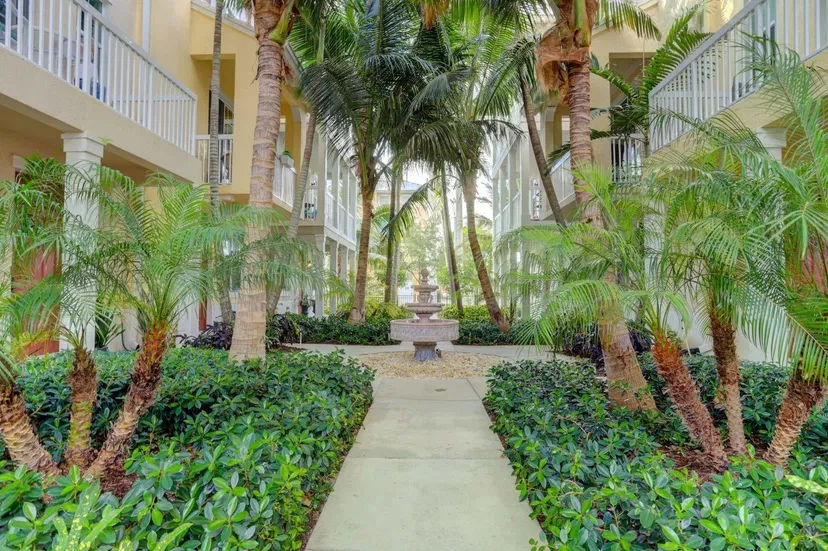 Sold Jul 2020 · 107 E Coda Circle, Delray Beach