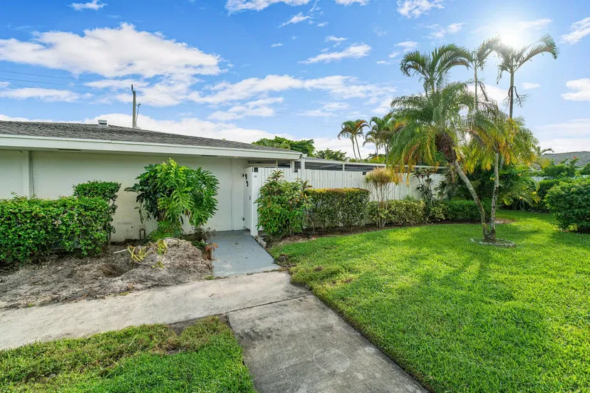 Sold Nov 2020 · 93 East Court, Royal Palm Beach