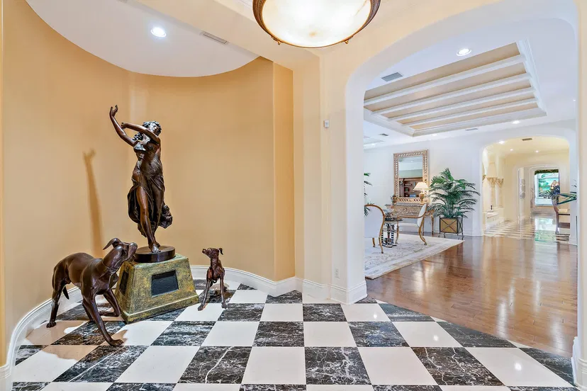 228 Via Las Brisas — photo 4