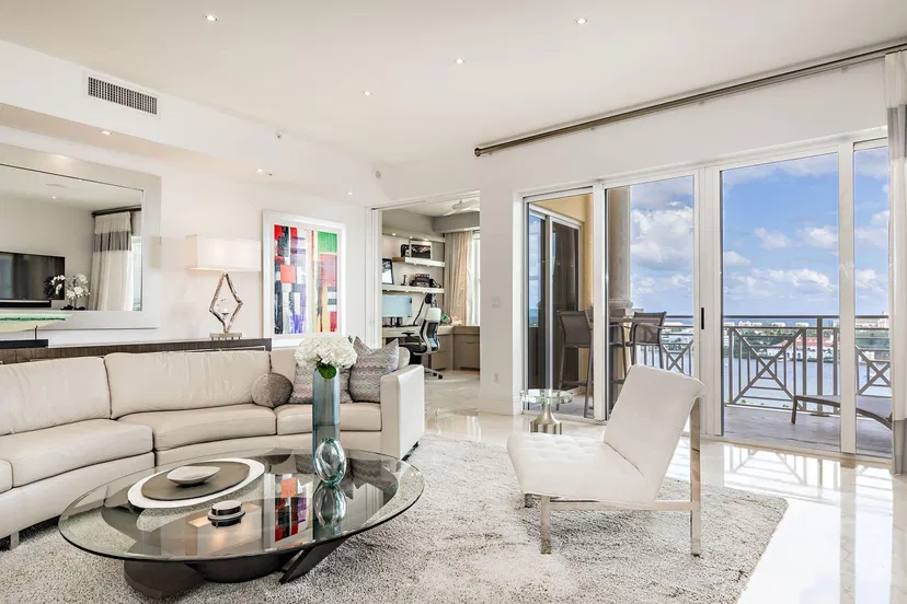 Sold Sep 2021 · 201 S Narcissus Avenue 1403, West Palm Beach
