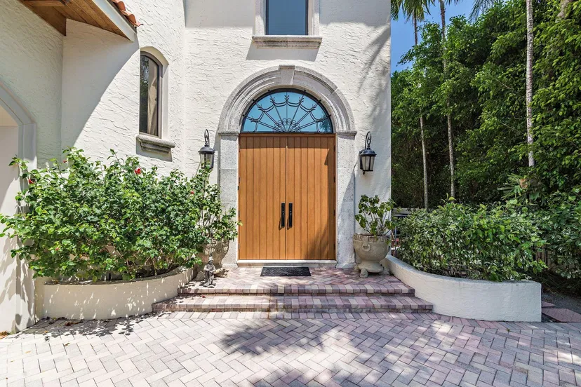 253 Seminole Avenue — photo 3