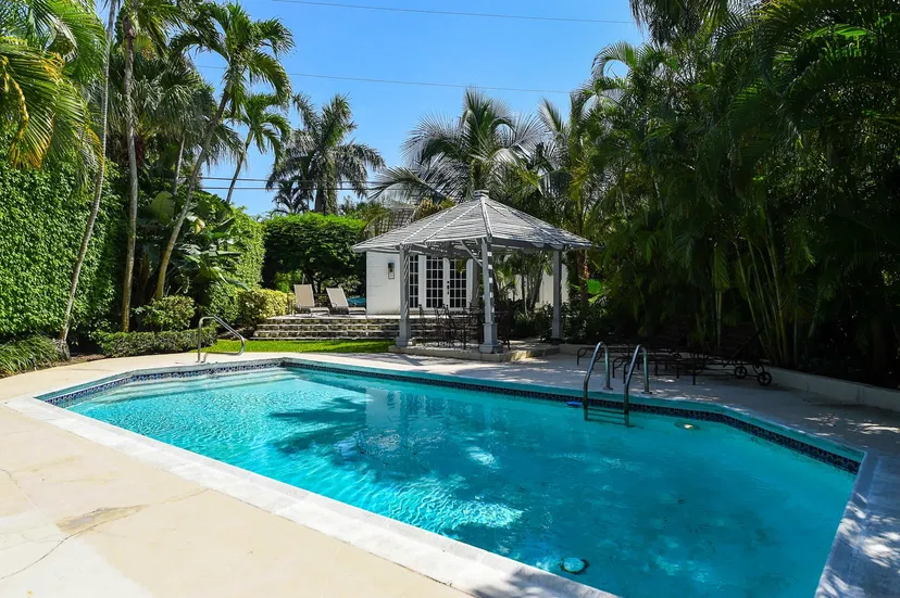 281 Monterey Road — photo 3