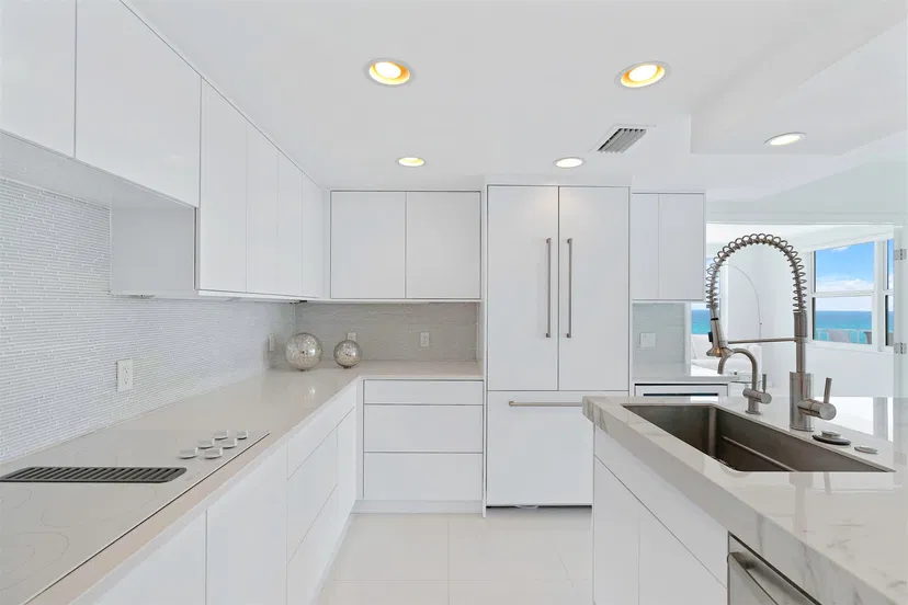 2295 S Ocean Boulevard #601 — photo 3