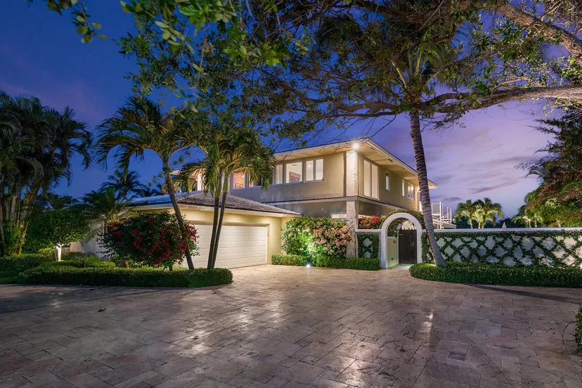 2243 Ibis Isle Road E — photo 4