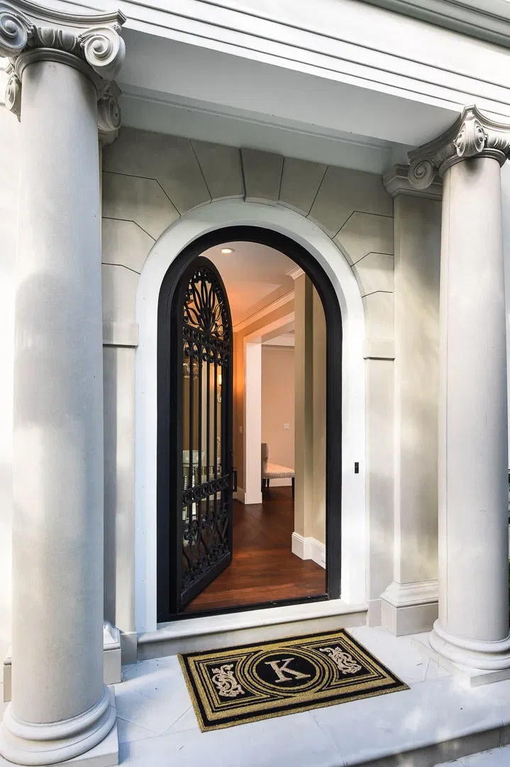 215 Seabreeze Avenue — photo 4