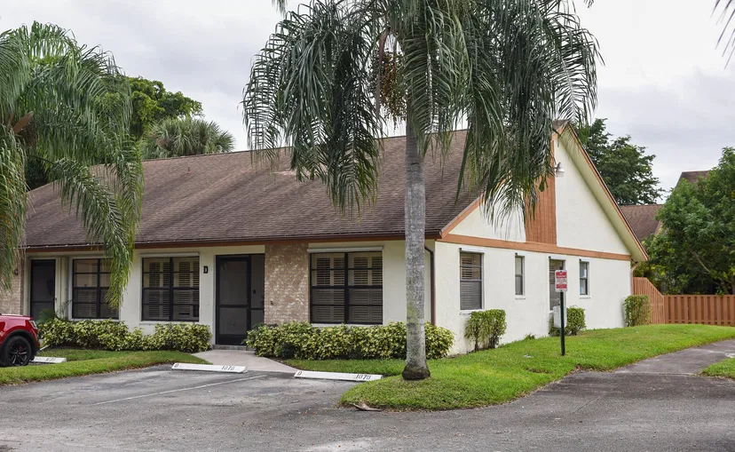Sold Jan 2021 · 1070 Parkside Green Drive D, Greenacres