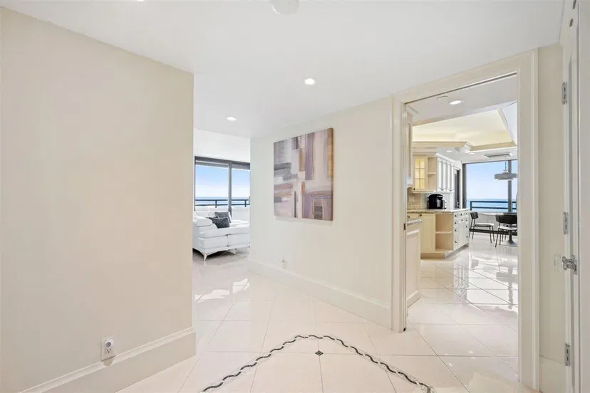 3560 S Ocean Boulevard #300 — photo 2