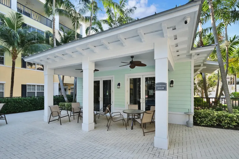 Sold Apr 2021 · 226 N Latitude Circle 203, Delray Beach