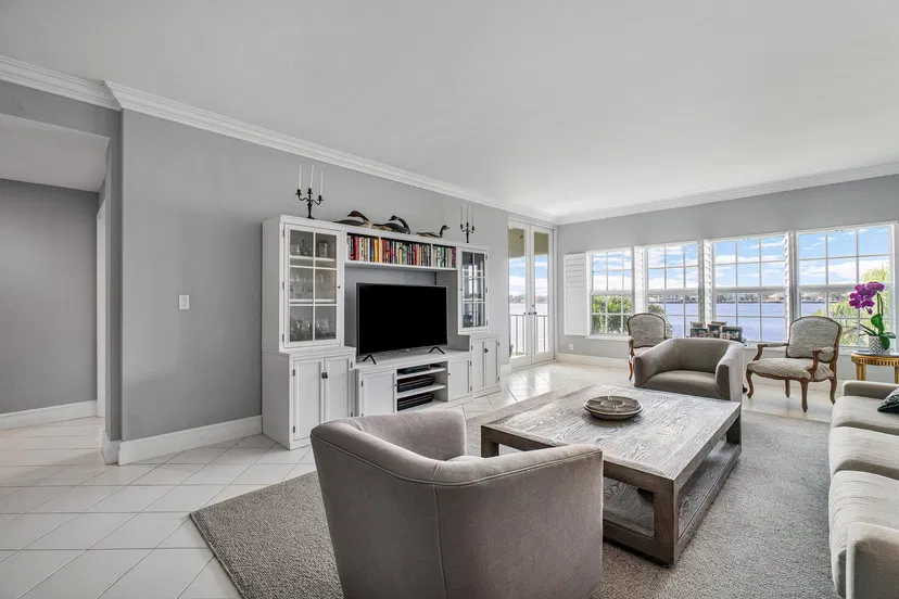 2160 Ibis Isle Road #6 — photo 4