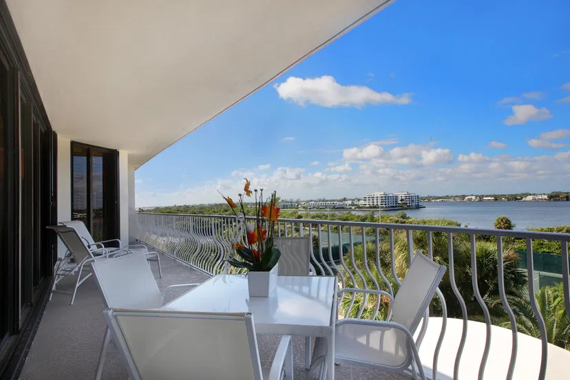 2000 S Ocean Boulevard #305s — photo 2