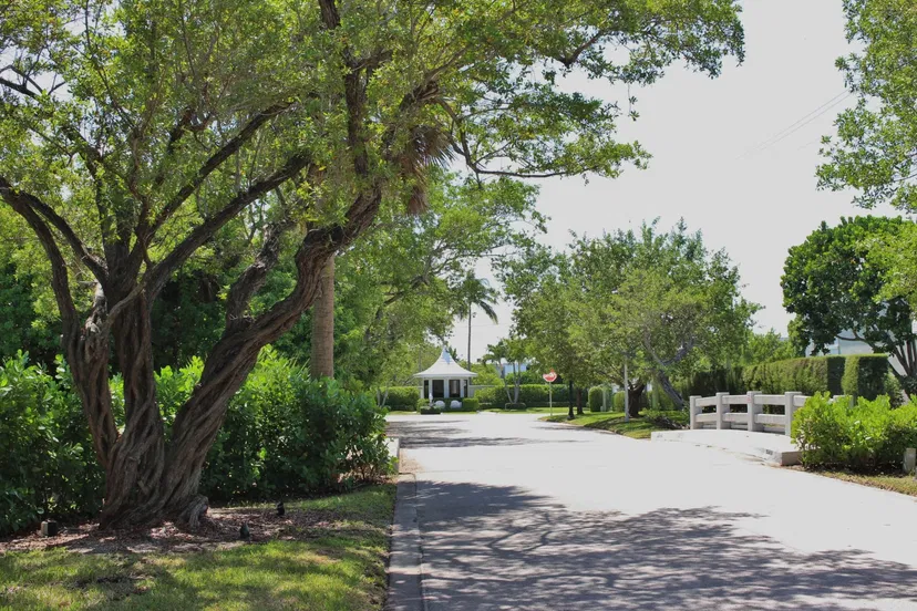 2195 Ibis Isle Road #4 — photo 4