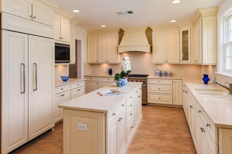 360 Seaspray Avenue — photo 5