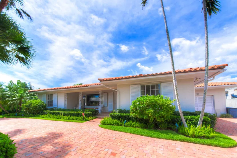 240 Ocean Terrace — photo 4