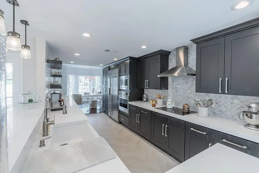 Sold Apr 2017 · 294 Queens Court, West Palm Beach