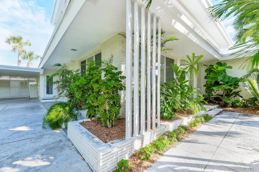 205 Jamaica Lane — photo 4