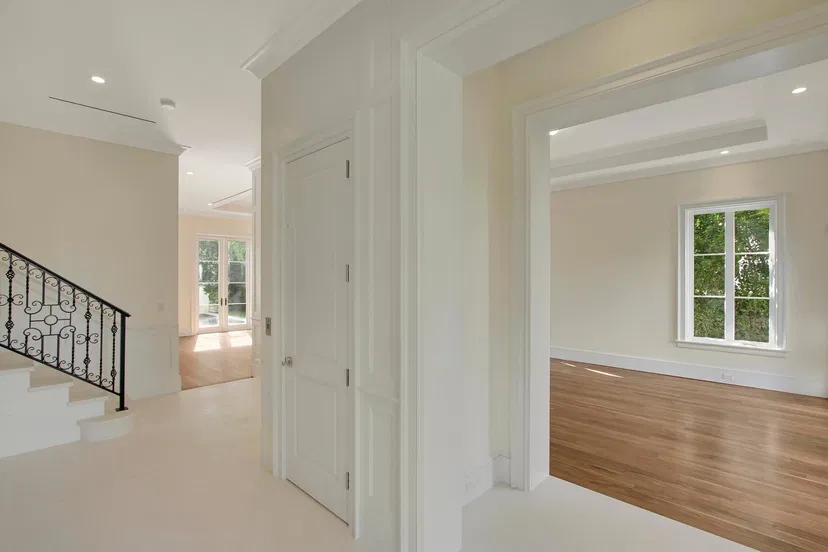 444 Chilean Avenue — photo 3