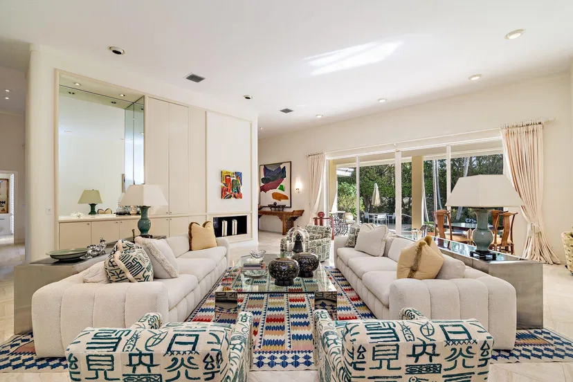 20 Sloans Curve Drive — photo 3