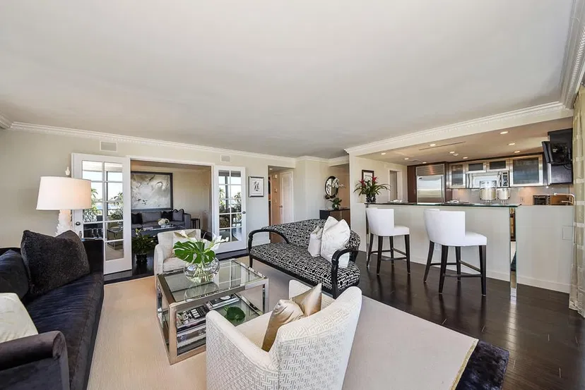 434 Chilean Avenue #6a — photo 3