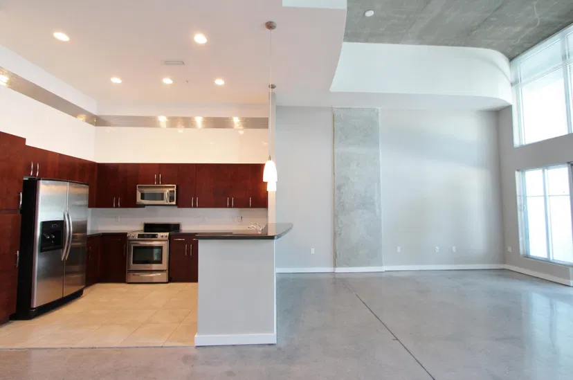 Sold Jan 2016 · 300 S Australian Avenue 123, West Palm Beach