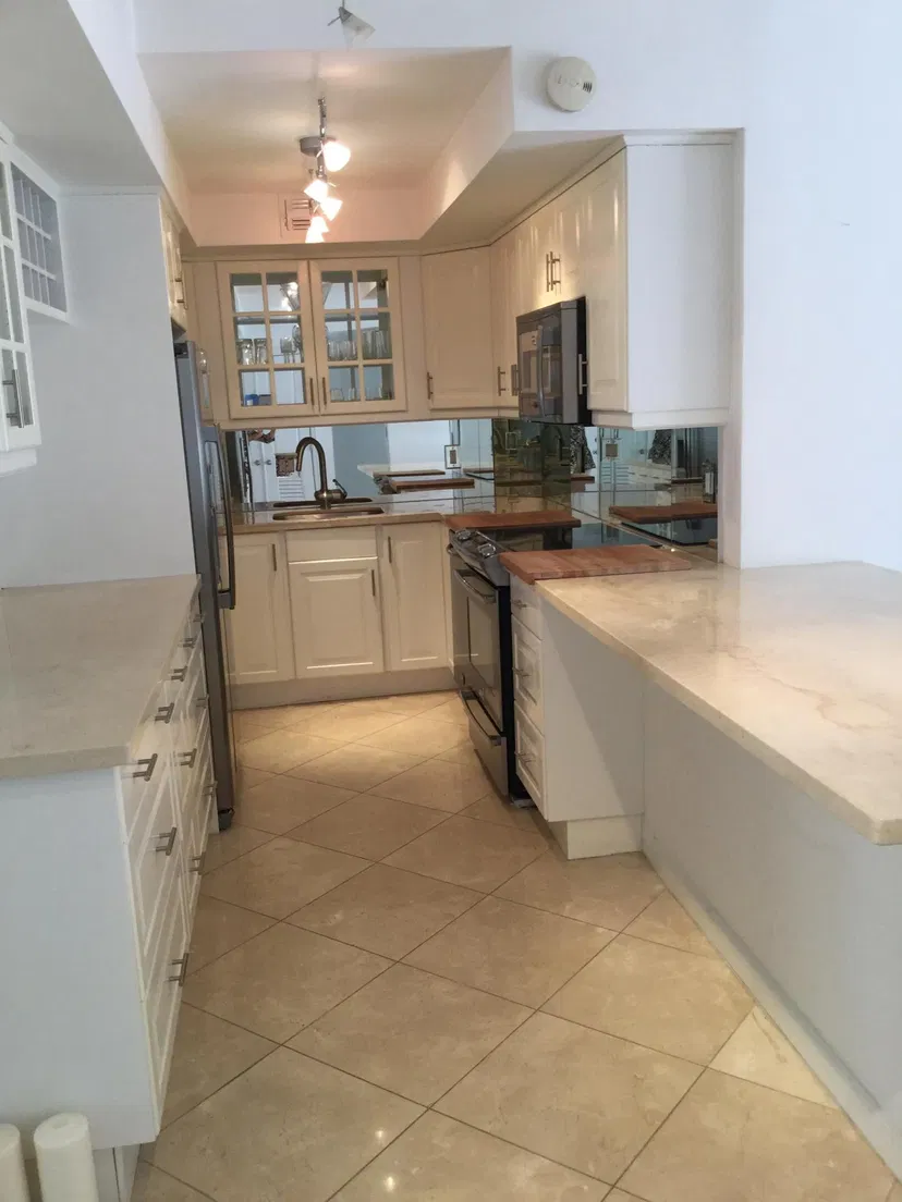 250 Bradley Place #209 — photo 3
