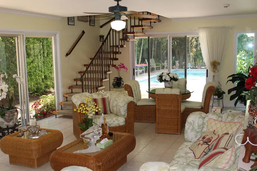 1435 N Ocean Way — photo 4
