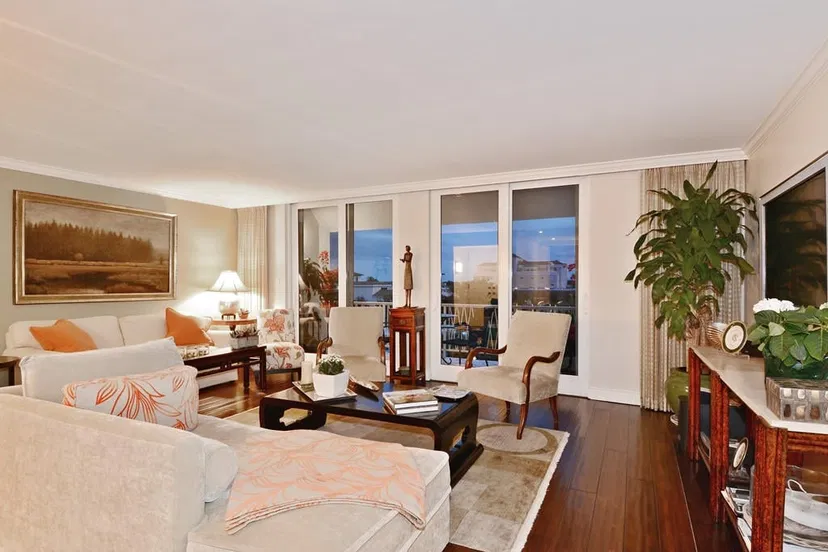 170 Chilean Avenue #6c — photo 3