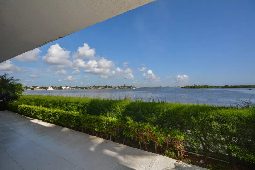 2155 Ibis Isle Road #3 — photo 3