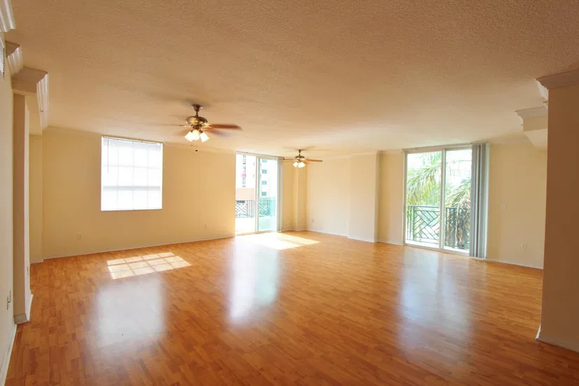 Sold Sep 2016 · 600 S Dixie Highway 319, West Palm Beach