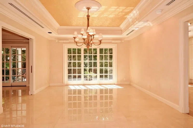 210 Esplanade Way — photo 3