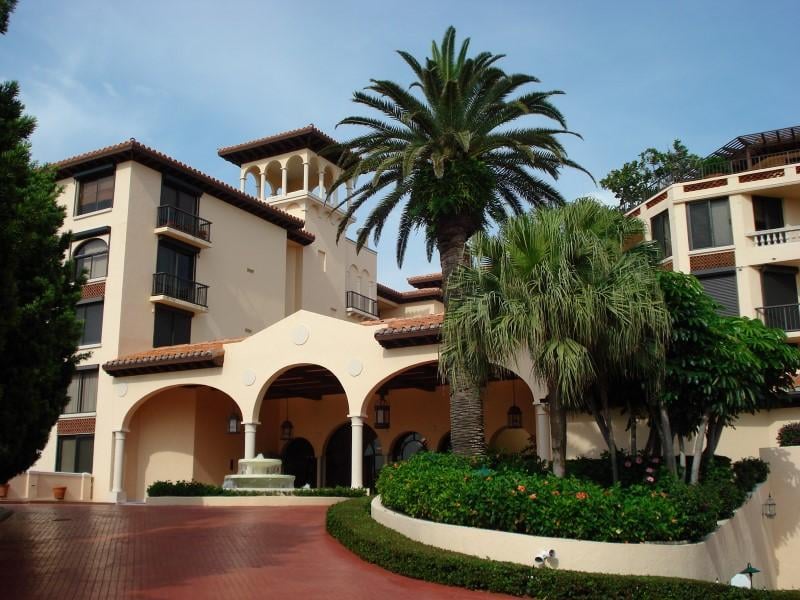 Sold Apr 2016 · 200 Bradley Place Ph1, Palm Beach