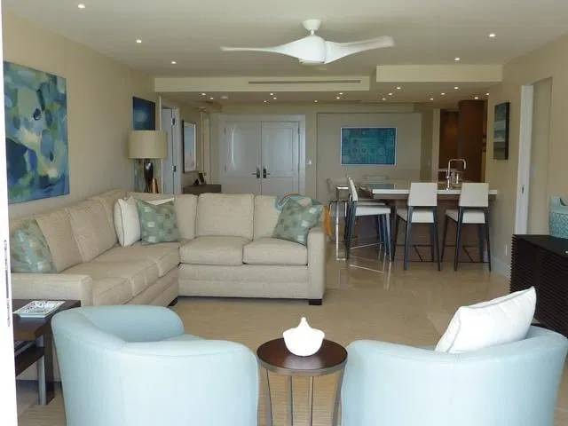100 Sunrise Avenue #415 — photo 3