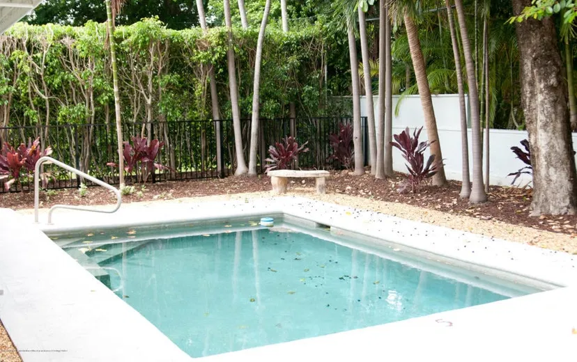 261 Seminole Avenue — photo 4