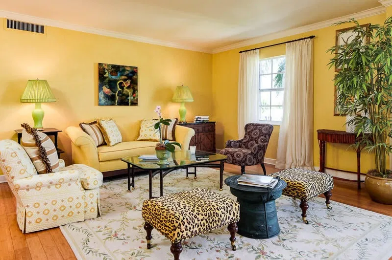 330 Cocoanut Row #4c — photo 3