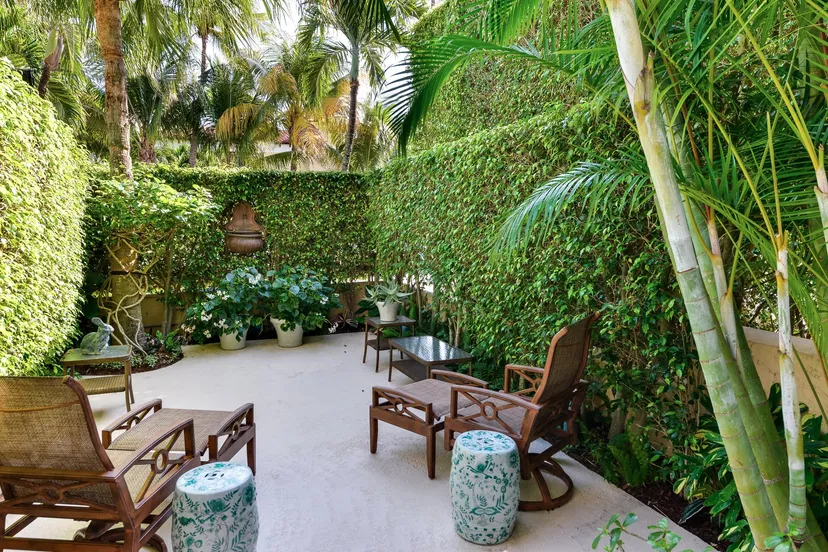 342 Cocoanut Row #A — photo 3