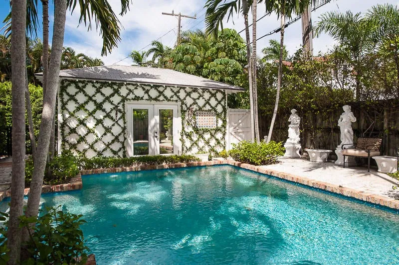 211 Seabreeze Avenue — photo 3