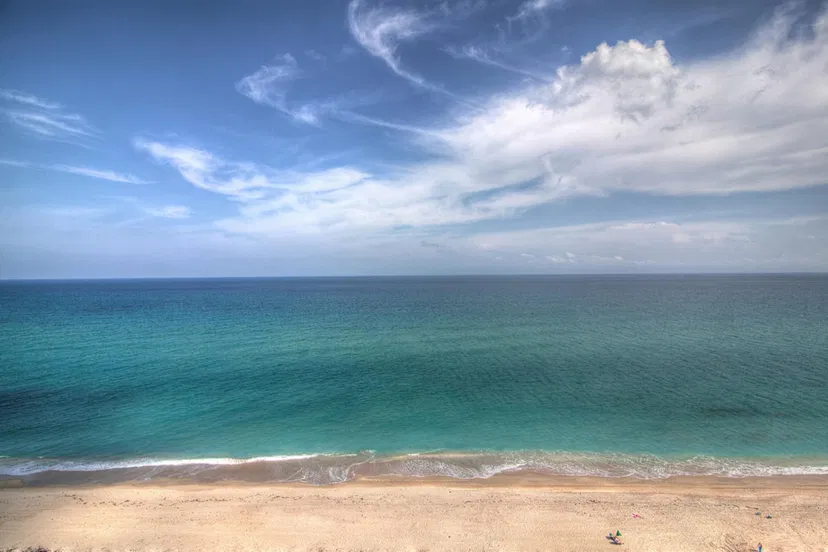 Sold Oct 2014 · 5150 N Ocean Drive 1503, Singer Island