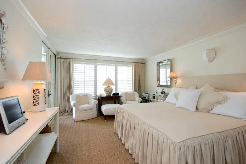 201 Everglade Avenue #205 — photo 4