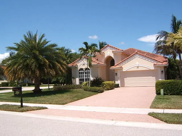 Sold Oct 2014 · 717 Charlestown Circle, North Palm Beach
