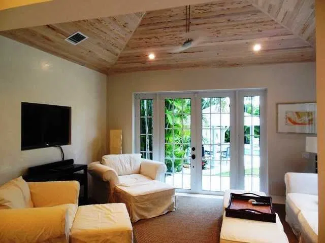 281 Monterey Road — photo 4
