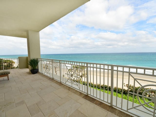 Sold Mar 2014 · 5310 N Ocean Drive 302, Singer Island
